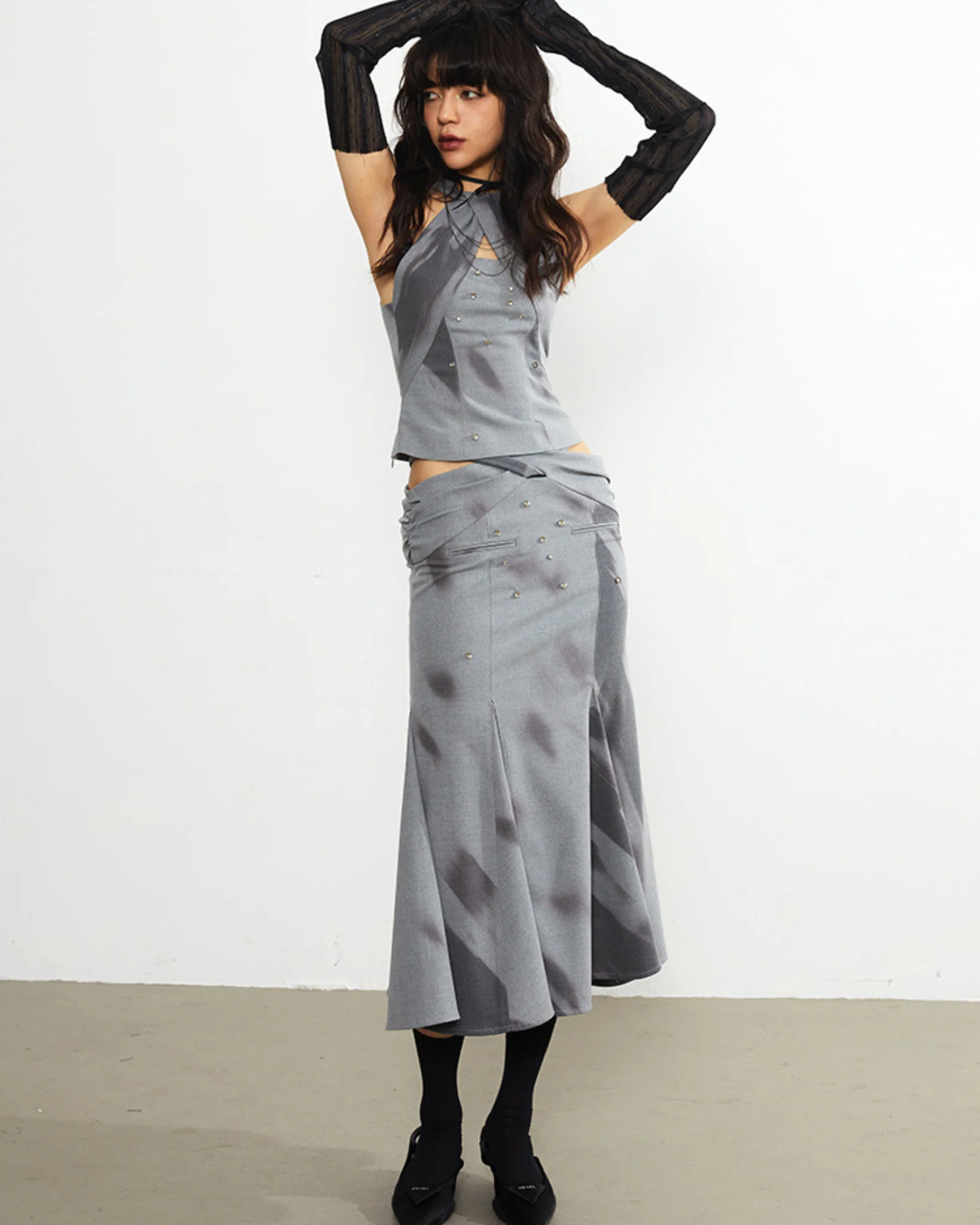 AGATE Grey Irregular Midi Skir - Image 3