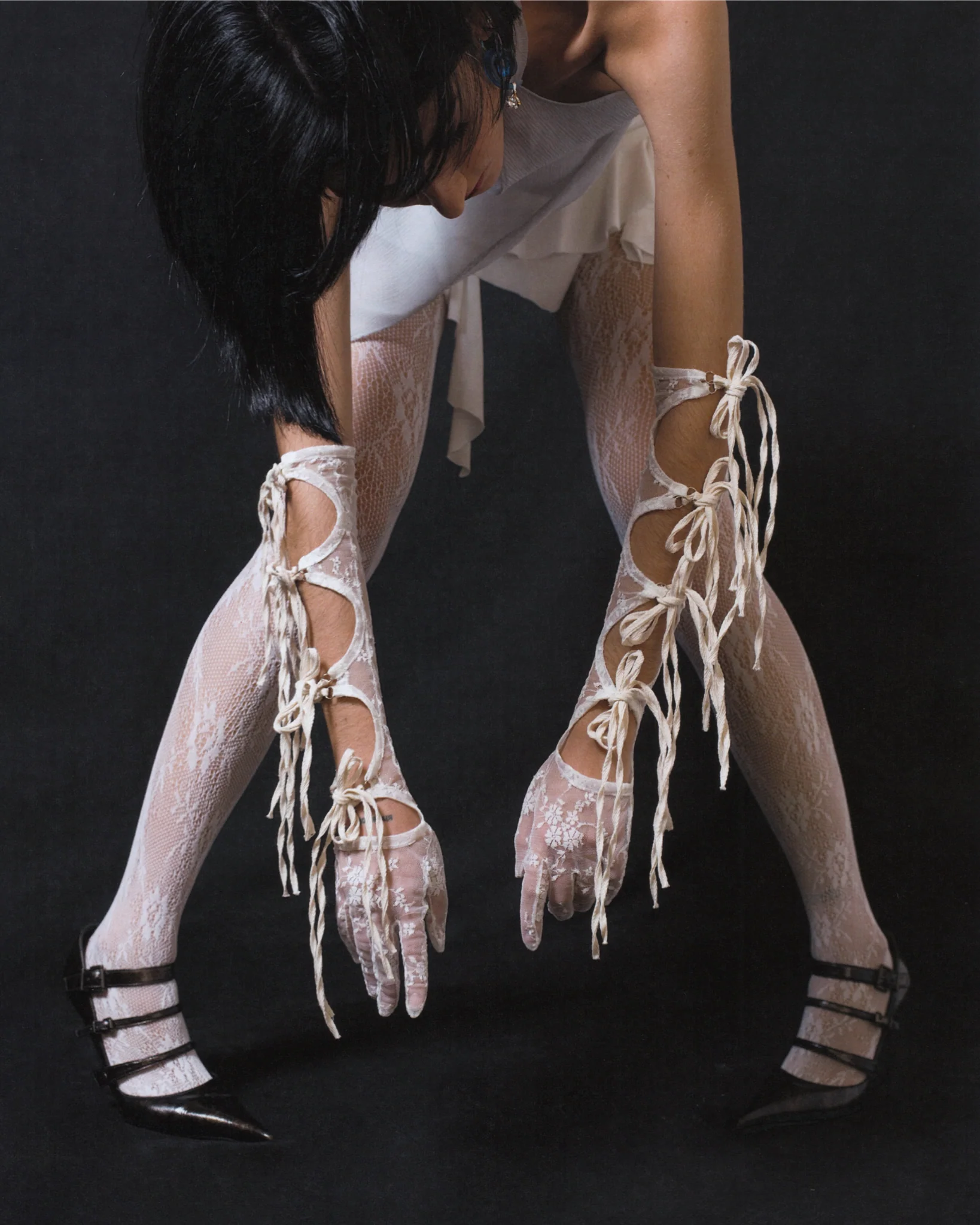 AMETHYST Gloves With Bows - Image 3