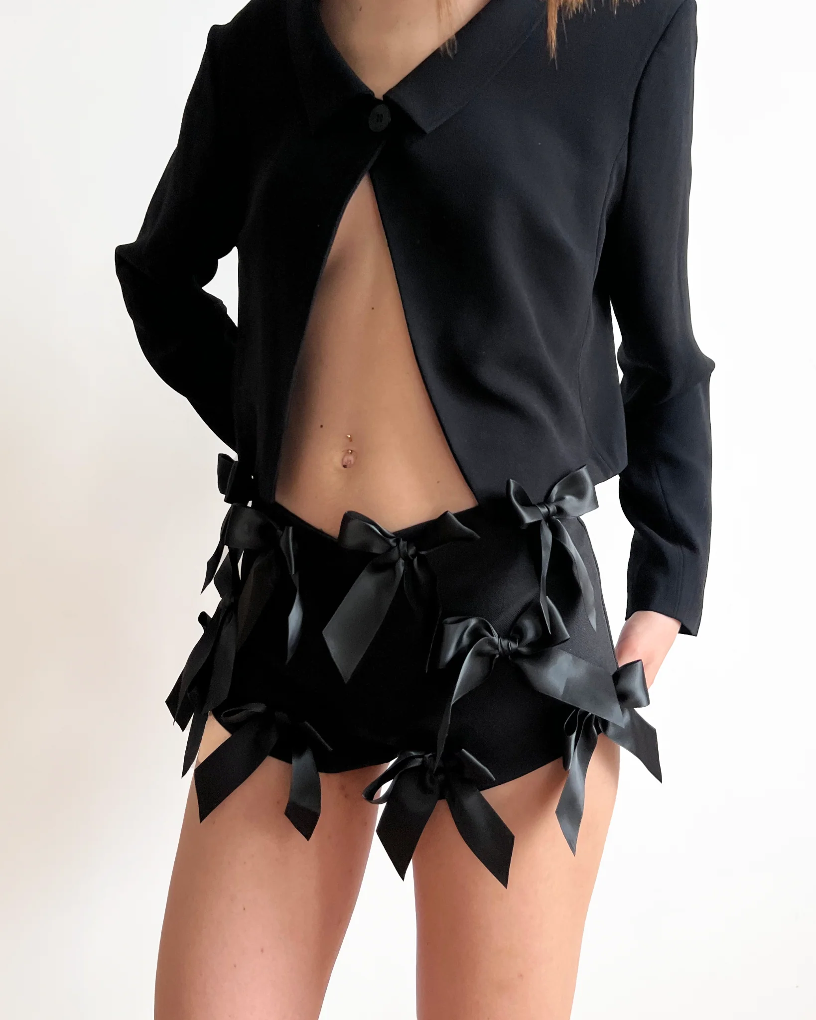 Black Bow Decor Low-Waist Shorts - Image 6