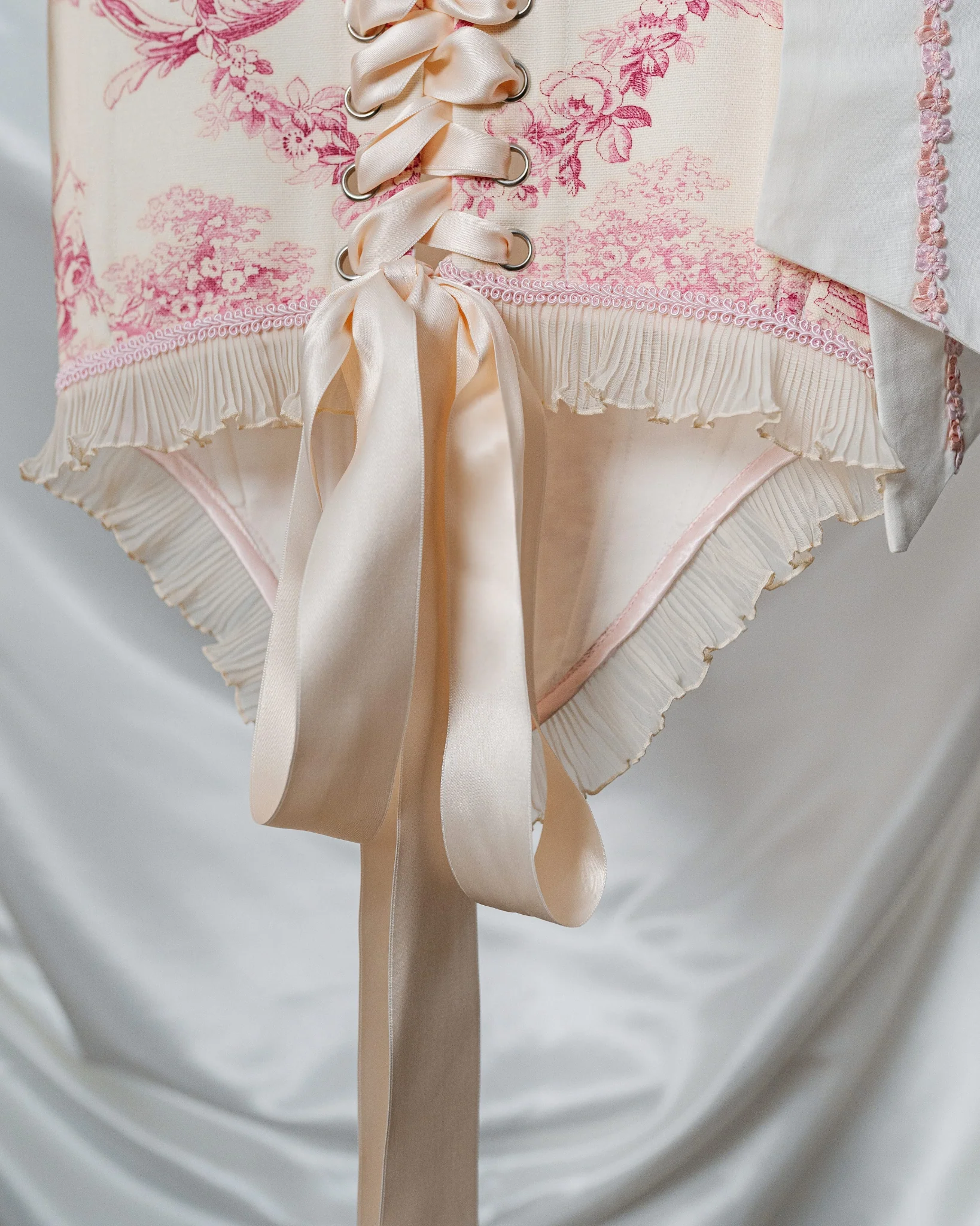 Corset Toile de Jouy – Pink Pleated Ruffle - Image 7