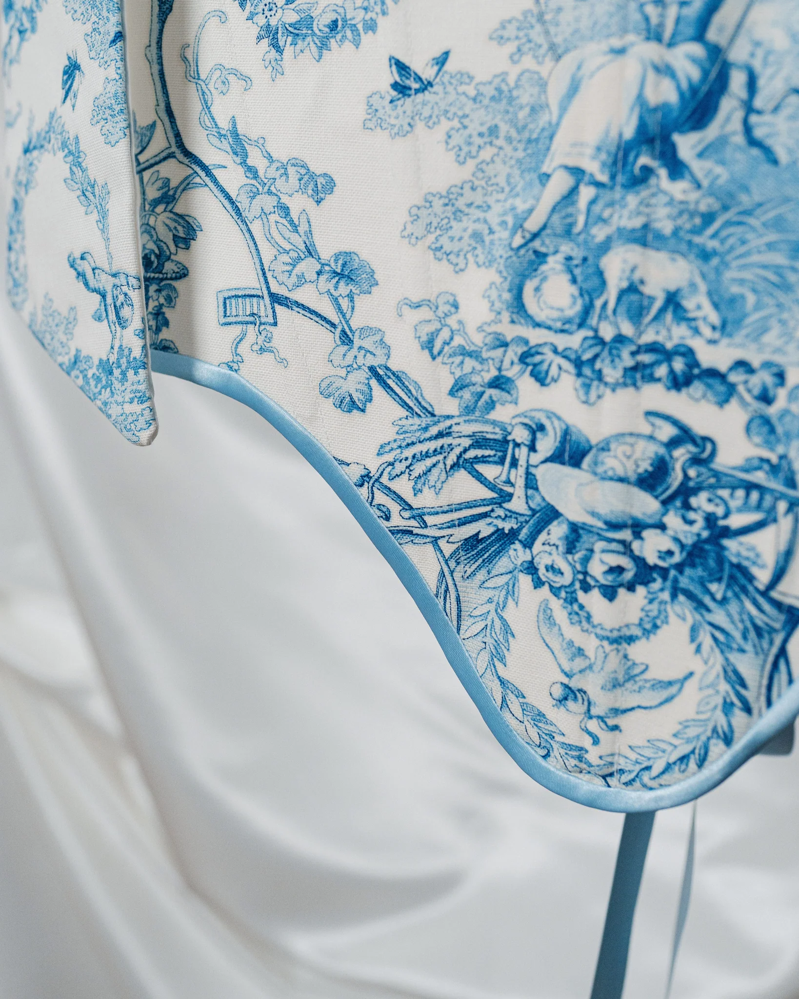 Corset Toile de Jouy – Blue Satin Bias - Image 4