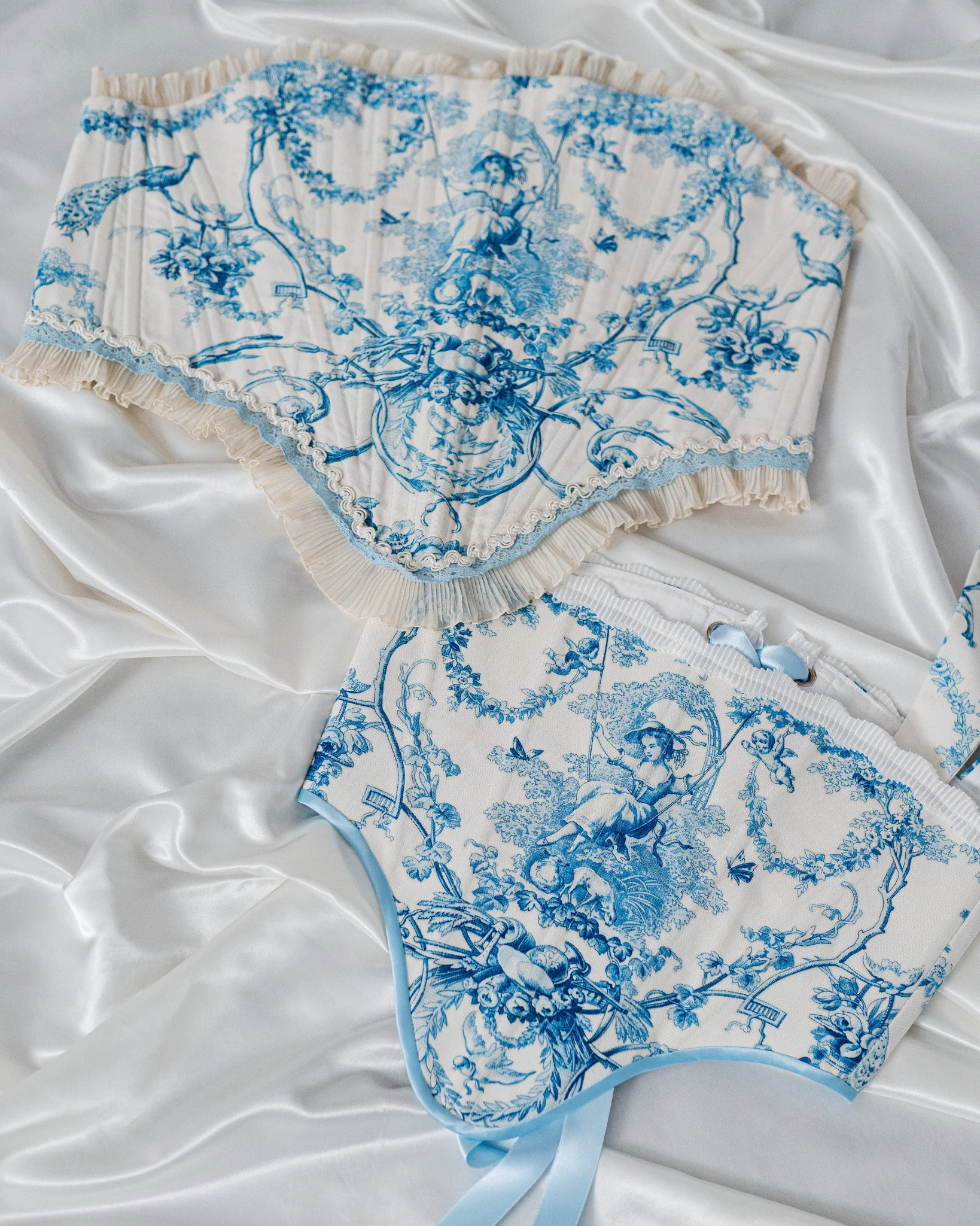 Corset Toile de Jouy – Blue Satin Bias - Image 8