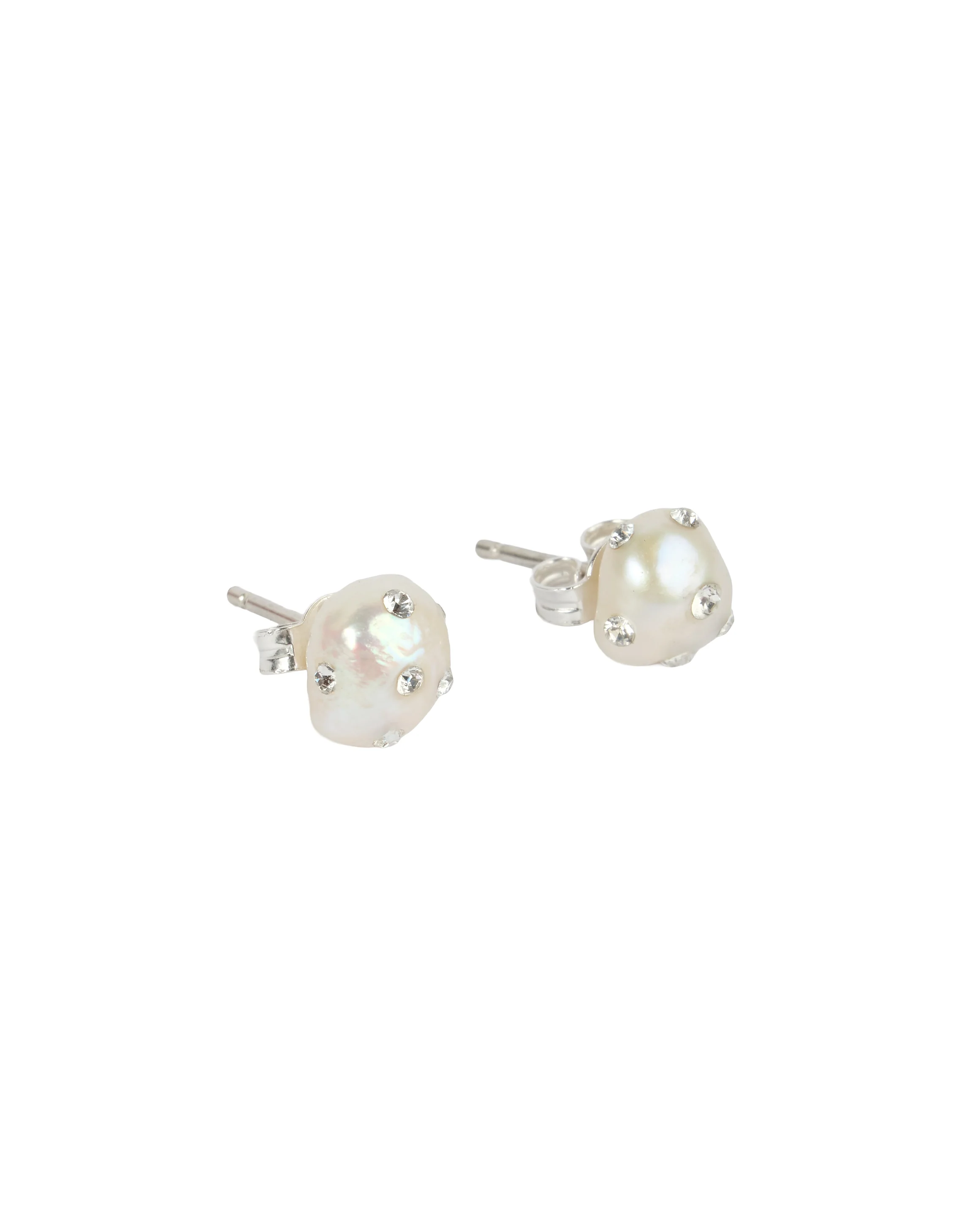 E4SS25 Little Pearl Earring
